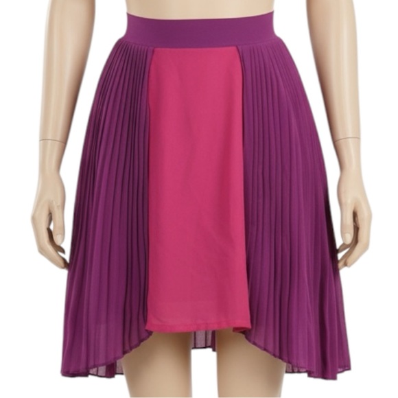 LF Millau Magenta Fuchsia Chiffon Asymmetrical Color-Block Pleated Skirt - Picture 1 of 7